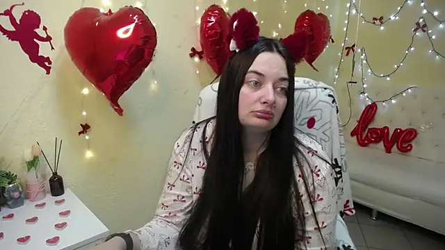 MilanaPrice online show from February 4, 2026, 7:09 pm