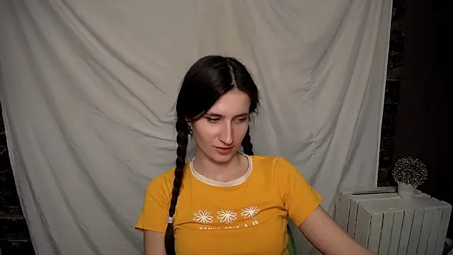 MaryEm976 online show from February 14, 2025, 1:29 pm