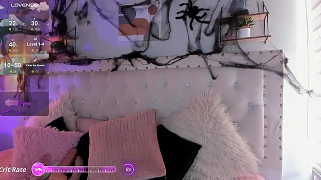 Atenea Klett  online show from November 1, 2025, 2:22 pm