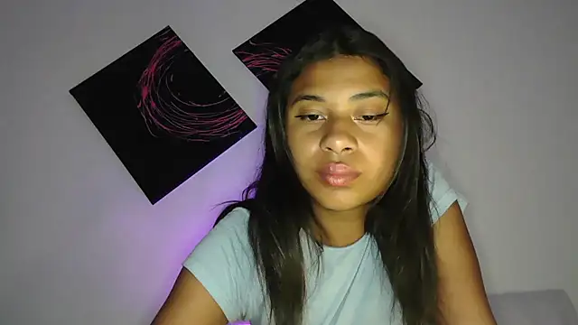 Snapshot of dark_enchantress_ chatting on October 19, 2025, 8:55 pm dark enchantress online show from October 19, 2025, 8:55 pm