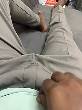 funtamilan online show from May 22, 2026, 1:03 am