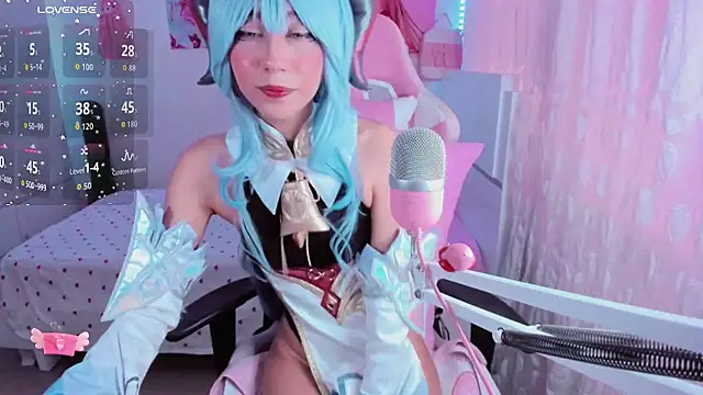 mia kawaii05 online show from May 20, 2026, 7:22 pm