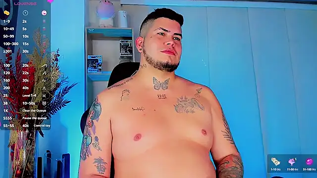 Snapshot of Thomas_chubbyxhot chatting on February 11, 2025, 11:20 am Thomas chubbyxhot online show from February 11, 2025, 11:20 am