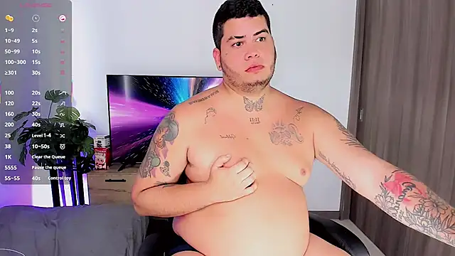 Thomas chubbyxhot online show from April 23, 2026, 12:29 pm