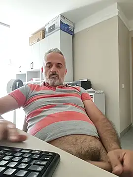 pussylove39 online show from July 24, 2026, 2:24 pm