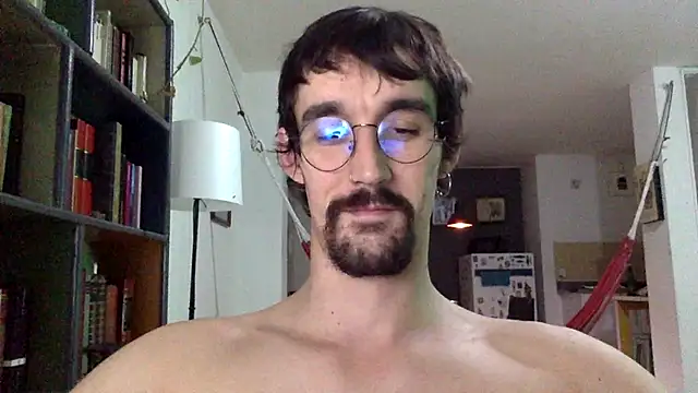 Snapshot of fazzbinderr chatting on October 9, 2025, 4:02 am fazzbinderr online show from October 9, 2025, 4:02 am