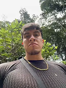 strongboy  online show from June 24, 2026, 5:11 pm