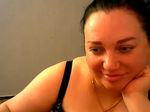 Snapshot of AmanaGi chatting on March 17, 2025, 4:54 pm AmanaGi online show from March 17, 2025, 4:54 pm