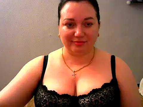 Snapshot of AmanaGi chatting on February 4, 2025, 4:39 pm AmanaGi online show from February 4, 2025, 4:39 pm