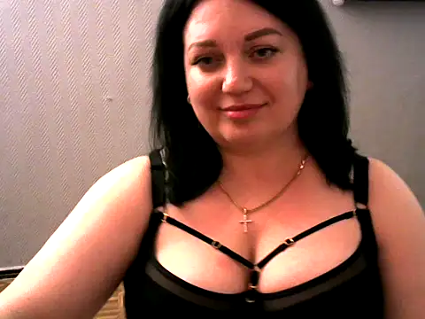 Snapshot of AmanaGi chatting on February 21, 2025, 12:38 pm AmanaGi online show from February 21, 2025, 12:38 pm