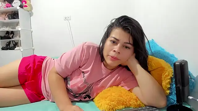 sweetnia online show from October 7, 2025, 4:30 pm