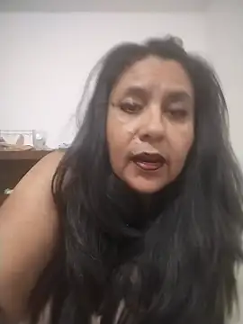 Snapshot of Vilainemarie chatting on July 22, 2026, 10:06 am Vilainemarie online show from July 22, 2026, 10:06 am