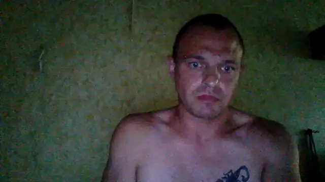 Snapshot of alex88988 chatting on June 18, 2026, 4:56 pm alex88988 online show from June 18, 2026, 4:56 pm