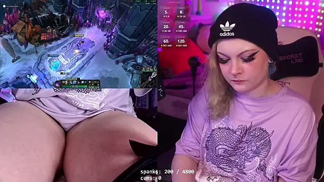 Snapshot of evamila chatting on March 23, 2025, 4:27 am evamila online show from March 23, 2025, 4:27 am