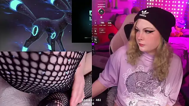 Snapshot of evamila chatting on March 23, 2025, 1:20 am evamila online show from March 23, 2025, 1:20 am