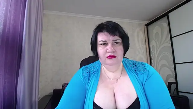 JuicyLady Di online show from November 15, 2025, 5:55 am