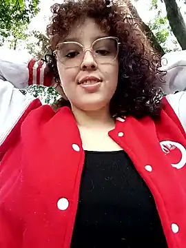 Snapshot of Katemoss70 chatting on October 3, 2025, 2:18 pm Katemoss70 online show from October 3, 2025, 2:18 pm