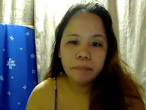 Snapshot of hotcastlexxx chatting on June 8, 2026, 12:05 am hotcastlexxx online show from June 8, 2026, 12:05 am