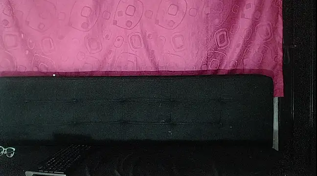 Snapshot of JulianaFoster chatting on March 5, 2025, 5:18 am JulianaFoster online show from March 5, 2025, 5:18 am