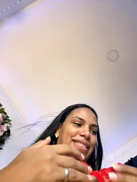 ArielleMillerr online show from September 30, 2025, 5:52 pm