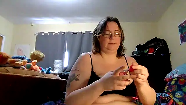 Snapshot of newfieocean chatting on March 9, 2025, 4:33 pm newfieocean online show from March 9, 2025, 4:33 pm