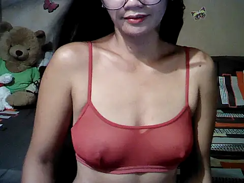 Snapshot of Mia_Rein chatting on July 28, 2026, 2:13 pm Mia Rein online show from July 28, 2026, 2:13 pm