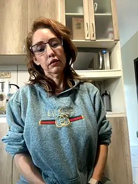 Snapshot of RAIRAsexy chatting on November 9, 2025, 8:57 pm RAIRAsexy online show from November 9, 2025, 8:57 pm