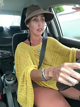 Snapshot of RAIRAsexy chatting on February 5, 2025, 6:26 pm RAIRAsexy online show from February 5, 2025, 6:26 pm