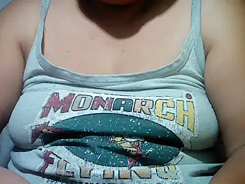 Snapshot of Sexyhorney4u chatting on February 21, 2026, 9:17 pm Sexyhorney4u online show from February 21, 2026, 9:17 pm