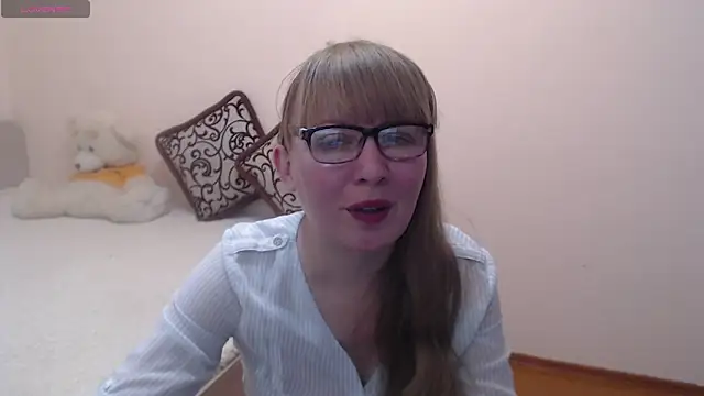 MargotLot online show from January 10, 2025, 4:44 am