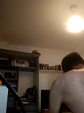 Pollon34- online show from October 21, 2025, 11:15 pm