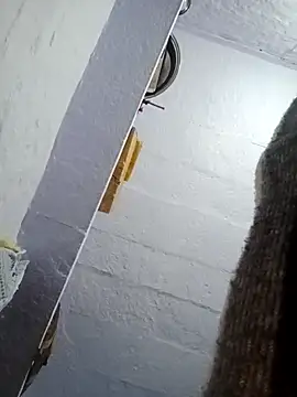 Snapshot of Sinewsex_pussylove chatting on January 17, 2025, 6:02 pm Sinewsex pussylove online show from January 17, 2025, 6:02 pm