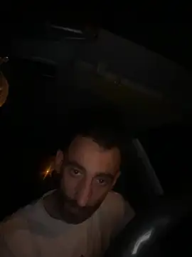 Yusufcan34xh online show from March 4, 2026, 7:21 pm