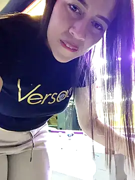 Snapshot of Nanybaker95 chatting on March 7, 2025, 12:15 am Nanybaker95 online show from March 7, 2025, 12:15 am