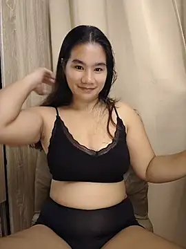 Kissy07 online show from May 17, 2026, 9:59 pm
