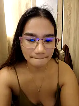 Kissy07 online show from November 3, 2025, 2:06 am