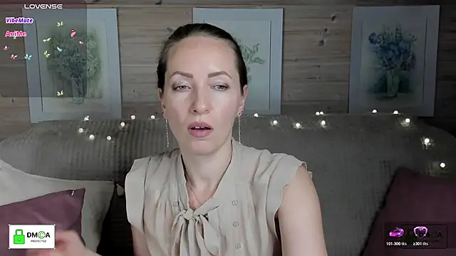 Snapshot of Queenymel chatting on November 9, 2025, 3:16 pm Queenymel online show from November 9, 2025, 3:16 pm