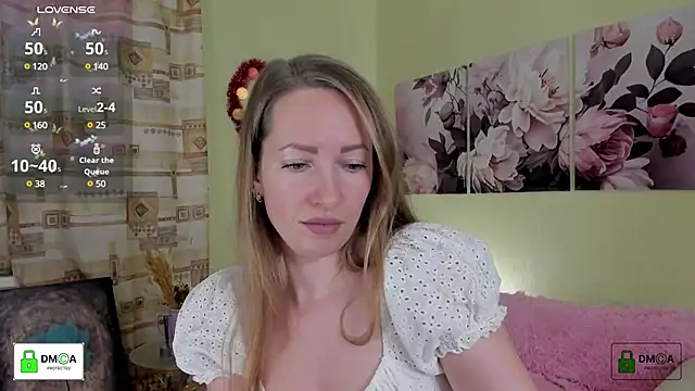 Snapshot of Queenymel chatting on January 16, 2025, 3:34 pm Queenymel online show from January 16, 2025, 3:34 pm