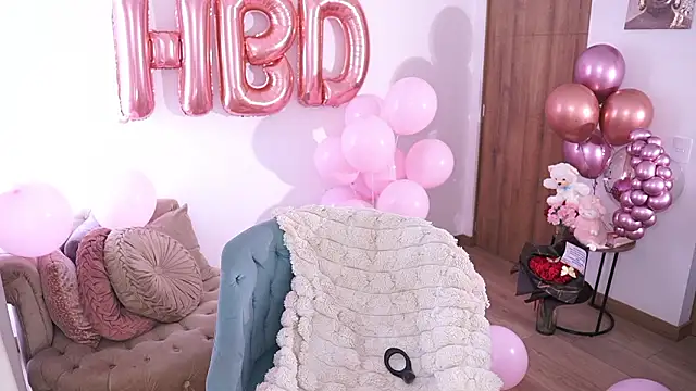 divavirtual11 online show from February 1, 2026, 6:50 pm