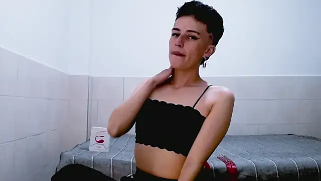 Cocain Atenea online show from February 19, 2026, 7:55 pm