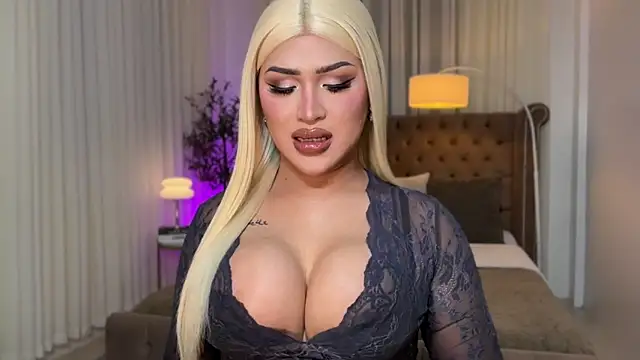 Your Majesty Tyra online show from October 19, 2025, 4:04 am