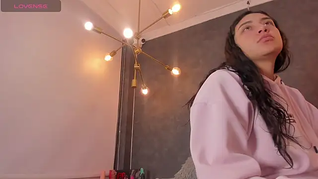Snapshot of dayra_angels chatting on July 15, 2026, 3:30 pm dayra angels online show from July 15, 2026, 3:30 pm