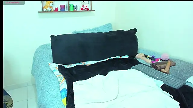 anie milf1 online show from July 12, 2026, 8:09 pm