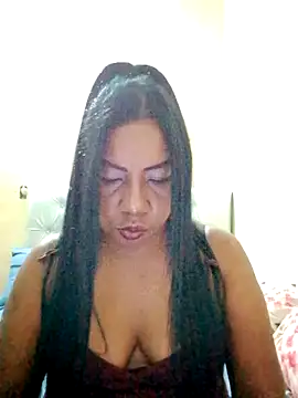 Snapshot of rosmery-navarro chatting on November 17, 2025, 5:44 am rosmery-navarro online show from November 17, 2025, 5:44 am