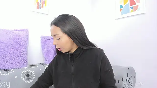 Snapshot of miss_soffi_ chatting on October 16, 2025, 12:24 pm miss soffi online show from October 16, 2025, 12:24 pm