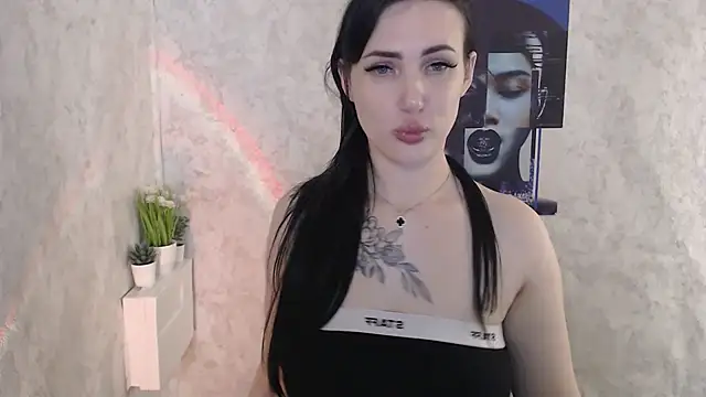 Snapshot of MisssShy_ chatting on November 22, 2025, 10:19 pm MisssShy online show from November 22, 2025, 10:19 pm