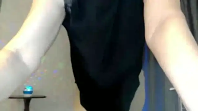 elenaza online show from March 25, 2026, 9:46 pm