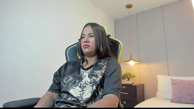 Snapshot of isabella_florez chatting on April 28, 2026, 1:59 am isabella florez online show from April 28, 2026, 1:59 am