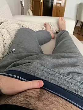 Snapshot of okanist chatting on February 23, 2025, 5:45 am okanist online show from February 23, 2025, 5:45 am