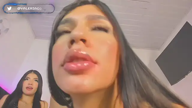  valeriaaa online show from April 23, 2026, 6:31 am